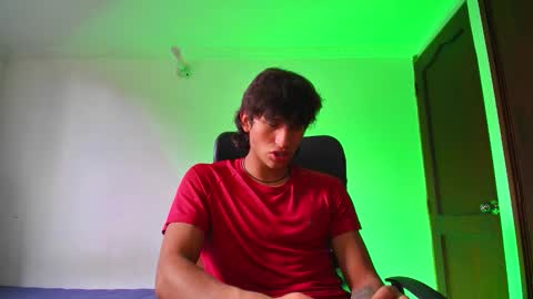 Snapshot of isaac__efx chatting on September 2025 05:39:02 PM isaac online show from September 2025 05:39:02 PM