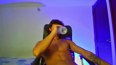 Snapshot of isaac__efx chatting on October 2025 10:44:01 PM isaac online show from October 2025 10:44:01 PM