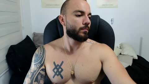 Isaac carter online show from March 2026 12:01:02 AM