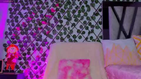 Isa online show from November 2025 11:25:01 PM