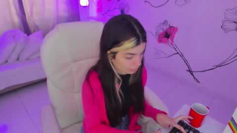 Snapshot of isabela_fiorelli chatting on November 2025 01:10:02 PM isabela_fiorelli online show from November 2025 01:10:02 PM