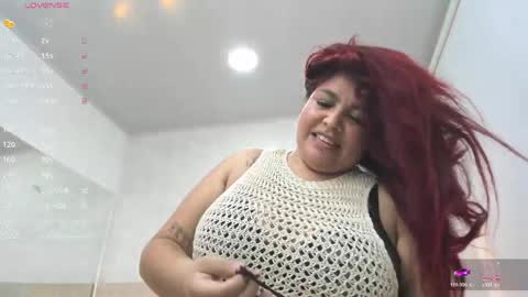 Snapshot of isabela_molina chatting on May 2026 07:33:01 PM ISABELA online show from May 2026 07:33:01 PM