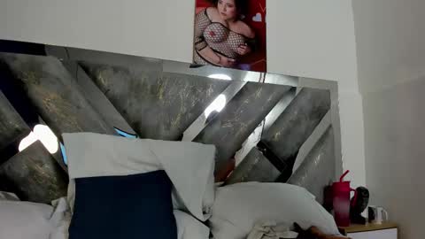 Mommy Isa online show from January 2026 04:56:02 PM