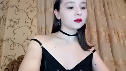 Isabel online show from July 2026 06:24:02 PM