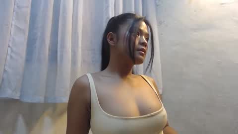 Snapshot of isabell2207 chatting on May 2026 09:09:02 PM Isabell online show from May 2026 09:09:02 PM