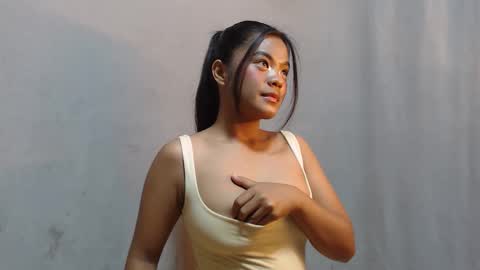 Snapshot of isabell2207 chatting on May 2026 08:50:02 PM Isabell online show from May 2026 08:50:02 PM