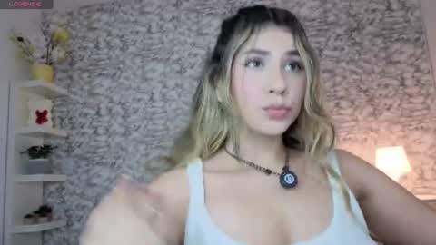 Snapshot of isabella_bliss chatting on July 2026 12:35:01 AM isabella_bliss online show from July 2026 12:35:01 AM
