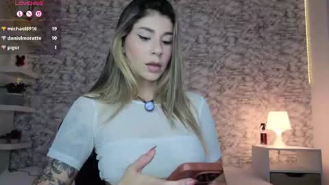 Snapshot of isabella_bliss chatting on July 2026 01:58:33 AM isabella_bliss online show from July 2026 01:58:33 AM