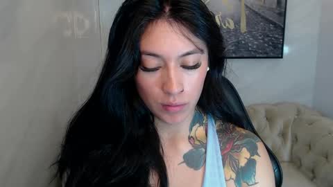 Snapshot of isabella_collen_v chatting on May 2026 01:29:02 PM Hi Stream 800am to 200pm online show from May 2026 01:29:02 PM