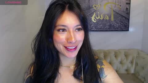 Snapshot of isabella_collen_v chatting on June 2026 01:13:01 PM Hi Stream 800am to 200pm online show from June 2026 01:13:01 PM