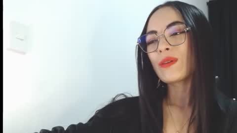 Snapshot of isabella_piercee chatting on June 2026 06:56:01 AM isabella_piercee online show from June 2026 06:56:01 AM
