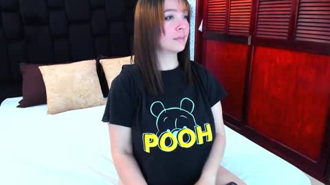 Isabella Your Queen  online show from February 2025 03:08:02 AM