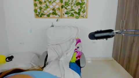 Isabella online show from February 2026 02:54:01 AM