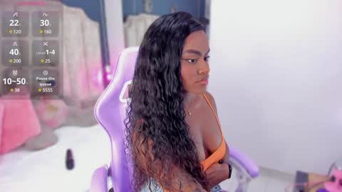 Snapshot of isabellabroms21 chatting on December 2024 09:00:01 PM    v online show from December 2024 09:00:01 PM