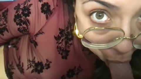 isabellaelizabeth online show from April 2026 10:12:02 PM