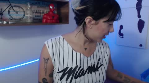 Snapshot of isabellakoff chatting on January 2025 12:09:01 PM Tati - online show from January 2025 12:09:01 PM