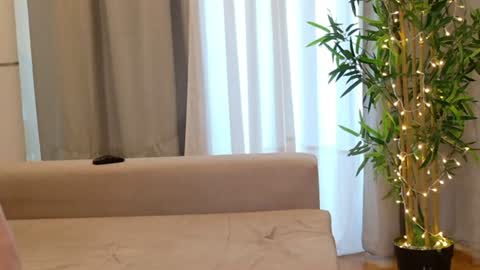Snapshot of isabellauribe chatting on June 2026 02:37:02 PM isabellauribe online show from June 2026 02:37:02 PM