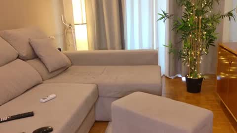 Snapshot of isabellauribe chatting on June 2026 12:58:02 PM isabellauribe online show from June 2026 12:58:02 PM
