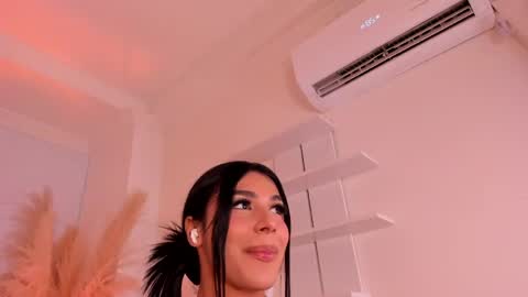 Isa online show from April 2026 01:42:02 AM