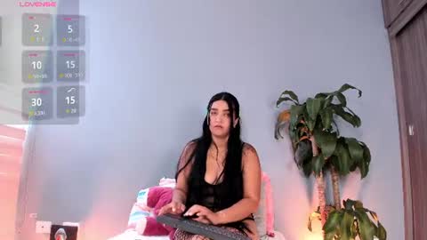 Snapshot of isabunnyy chatting on July 2026 05:49:02 PM Isa online show from July 2026 05:49:02 PM