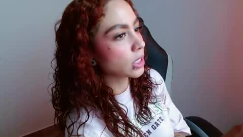 Snapshot of isadoraelite16 chatting on June 2026 08:44:01 PM ISADORA online show from June 2026 08:44:01 PM