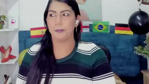 Isabel online show from July 2026 12:33:01 PM