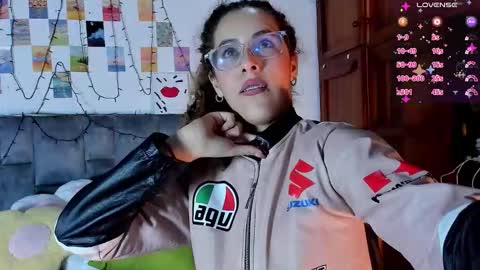 Isabela  online show from February 2026 04:21:01 AM