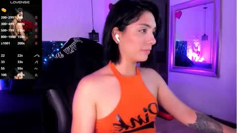 isabel  online show from September 2025 10:14:02 PM