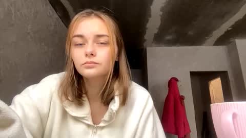 Issa online show from November 2025 09:59:01 AM