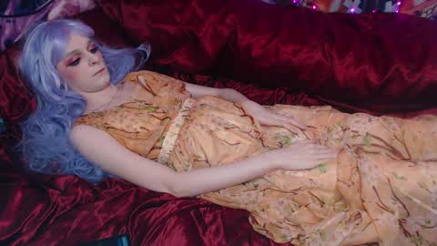 Sele online show from April 2026 10:11:02 PM