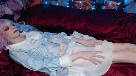 Sele online show from April 2026 10:45:01 PM