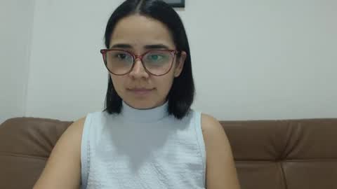 Emma online show from November 2025 03:23:02 AM