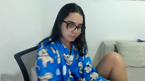 Snapshot of isemma chatting on July 2026 03:04:01 AM Emma online show from July 2026 03:04:01 AM