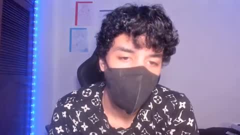 Isidro online show from March 2025 03:57:02 AM