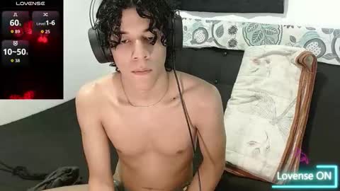 Isidro online show from October 2025 09:15:01 PM