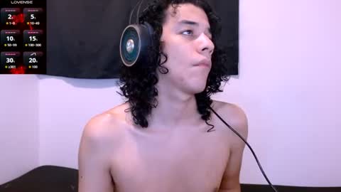 Snapshot of isidroglasc chatting on July 2026 04:37:02 AM Isidro online show from July 2026 04:37:02 AM