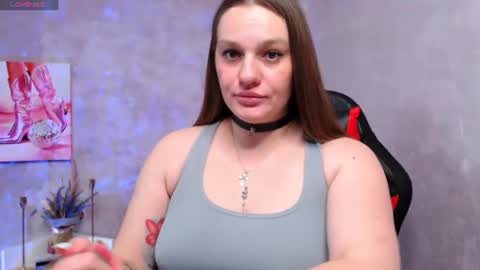 Snapshot of isingle_mom chatting on June 2026 10:17:02 AM isingle_mom online show from June 2026 10:17:02 AM