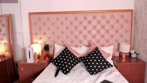 Vanessa online show from February 2025 11:16:02 AM