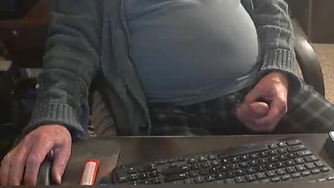 Snapshot of islandduke chatting on March 2026 06:02:02 PM Duke online show from March 2026 06:02:02 PM