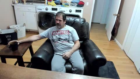 Jim online show from December 2025 06:40:02 AM