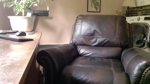 Jim online show from July 2026 01:15:02 PM