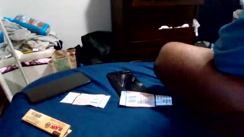 islandmaker online show from November 2025 04:58:02 AM