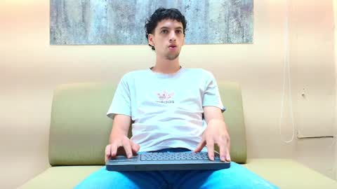 Israel online show from October 2025 12:03:02 PM