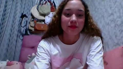 Snapshot of issa30213 chatting on February 2025 06:28:01 AM Issa online show from February 2025 06:28:01 AM