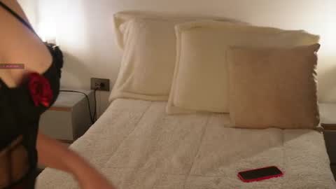 Snapshot of issa_baby_ chatting on July 2026 04:17:02 AM issa baby online show from July 2026 04:17:02 AM