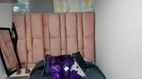 ISSA MILF online show from February 2026 02:03:02 PM