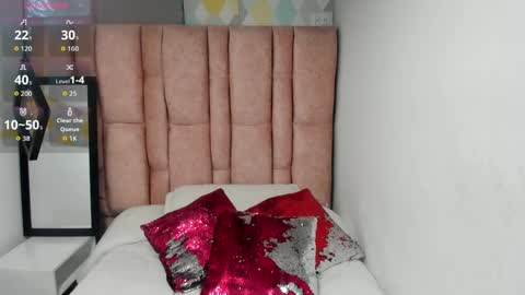 ISSA MILF online show from April 2026 01:16:01 PM