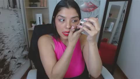 Issa  online show from March 2025 04:02:01 PM