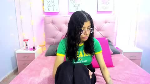 Issa  online show from November 2025 03:38:01 AM