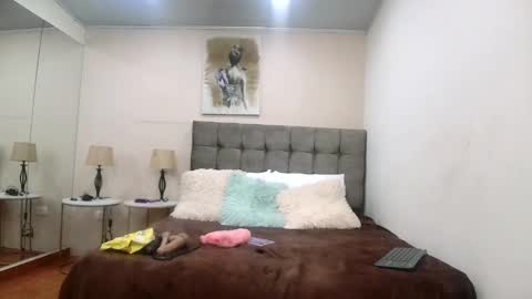 issabellajones online show from January 2025 07:29:02 PM